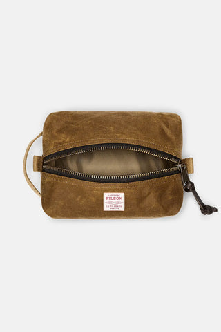 Tin cloth travel kit