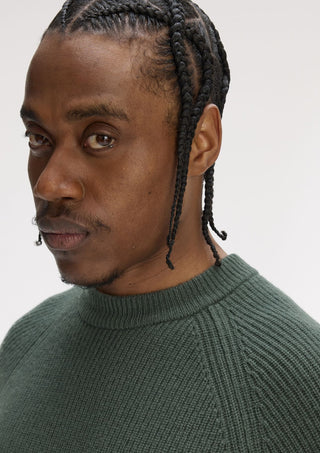 Maglione con maniche raglan in lana d'agnello