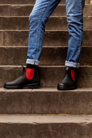 508
ORIGINALS
CHELSEA BOOTS - BLACK & RED
