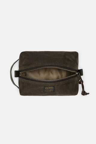 Tin cloth travel kit
