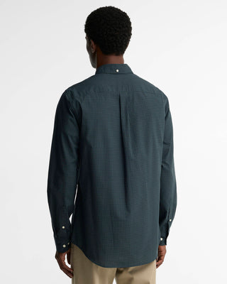 Camicia Harbourwall a maniche lunghe leggermente aderente