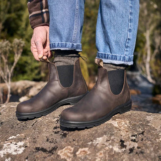 2340
CLASSICS
CHELSEA BOOTS - BROWN & BLACK