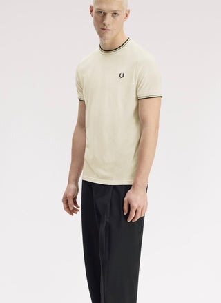 T-shirt con doppia riga