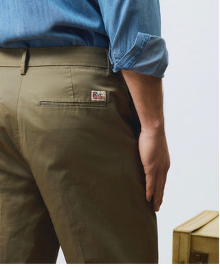 PANTALONE CHINO STARCK