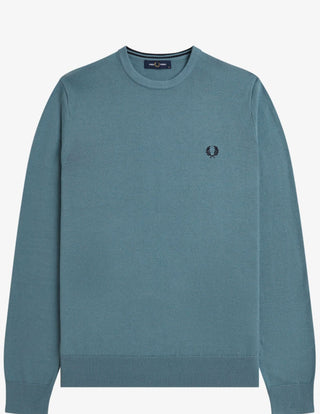 Maglione girocollo classico.