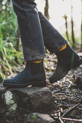 1912
ORIGINALS
CHELSEA BOOTS - NAVY WAXED