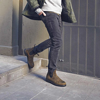1615
ORIGINALS
CHELSEA BOOTS - OLIVE SUEDE