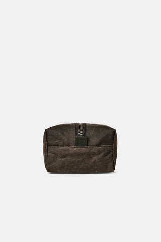 Tin cloth travel kit