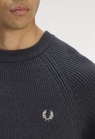 Maglione con maniche raglan in lana d'agnello