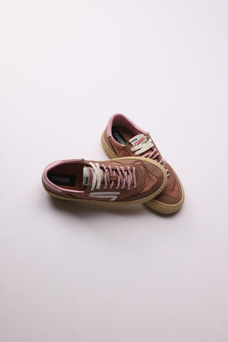 Vintage crinkled mou