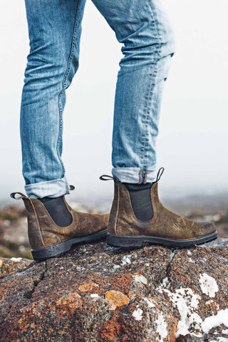 1615
ORIGINALS
CHELSEA BOOTS - OLIVE SUEDE