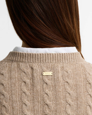 Maglione misto lana Ashdown con taglio morbido e lavorazione a trecce