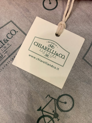 Berretto Chiarelli con trecce in puro cashmere ciliegia