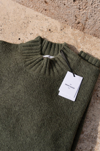 Maglia con collo a barchetta